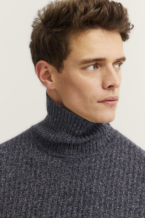 Textured Wool Turtleneck - Grey