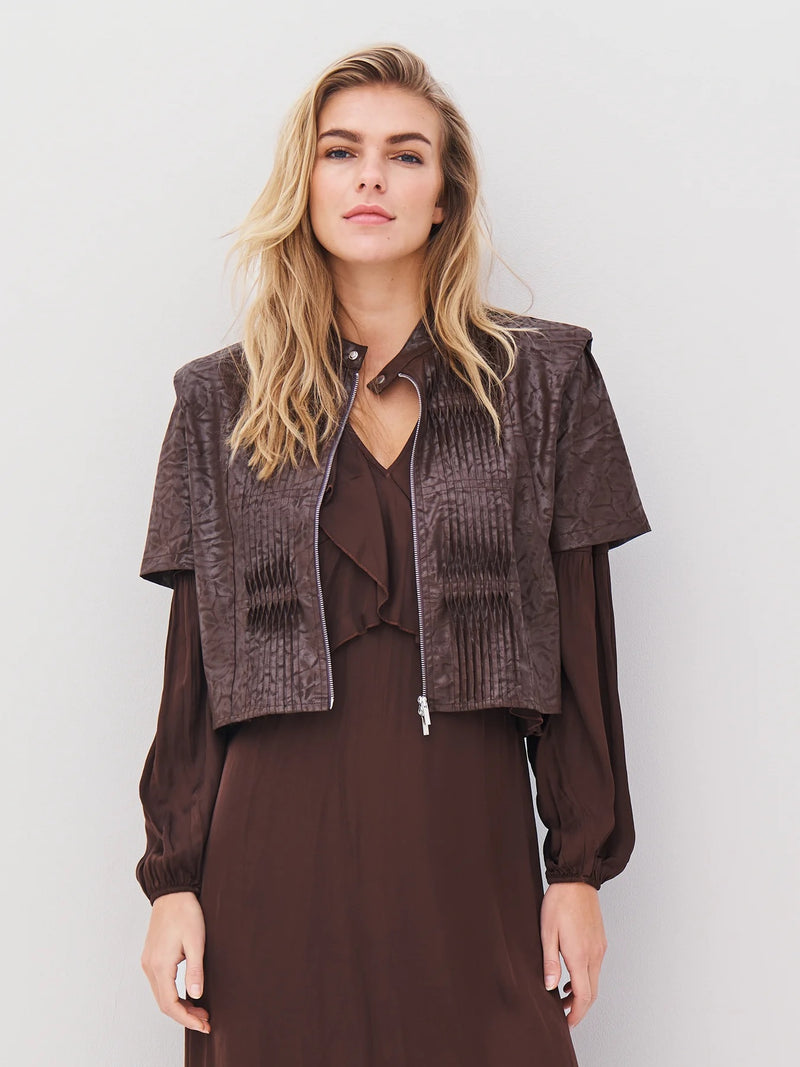 Anett Pleated Jacket - Cappucino