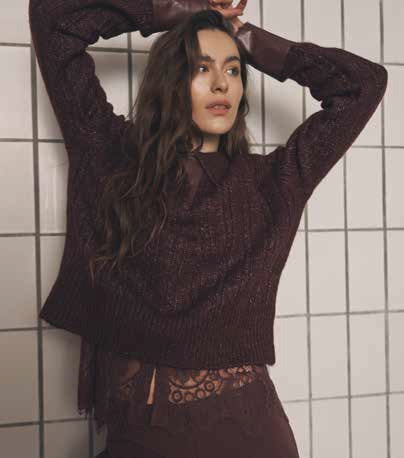 Amia Collared Knit Blouse - Grape