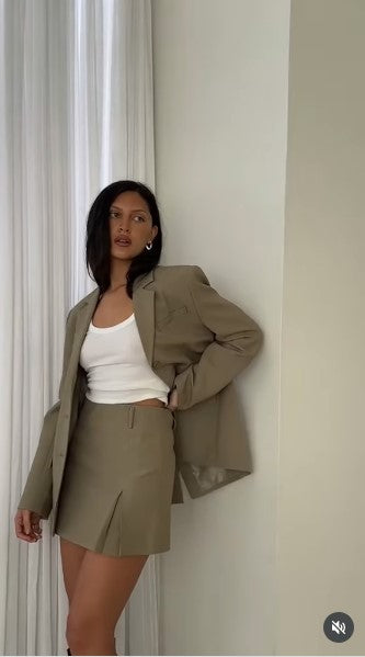 Relaxed Tailored Blazer - Moss Green