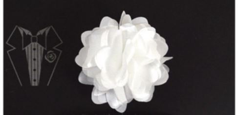 Piped Floral lapel Pin - White